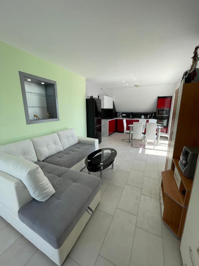 Pearl Sunshine Appartments Primorsko Esterno foto