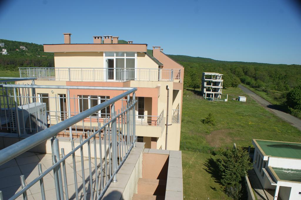 Pearl Sunshine Appartments Primorsko Esterno foto