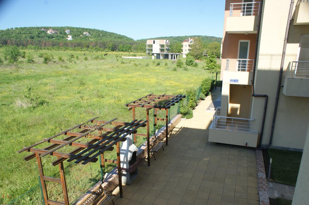 Pearl Sunshine Appartments Primorsko Esterno foto